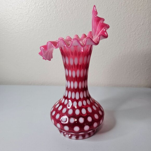 Fenton Glass Jack In The Pulpit Tulip Vase Cranberry White Polka Dot Ruffle 9" - Picture 5 of 8